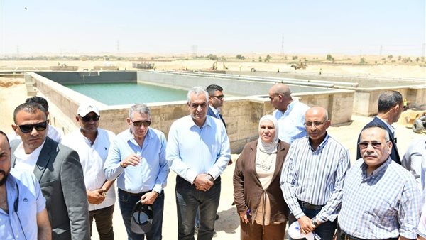 جمبلاط يطلع على مستجدات مشروعات حياة كريمة في المنيا