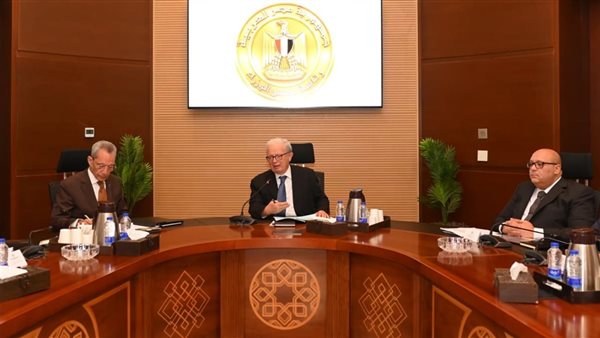 برنامج لتطوير أداء الشركات ونظم الإدارة وفقاً لنائب رئيس الوزراء