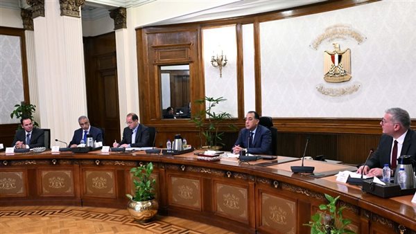 مدبولي يتابع تدبير الاعتمادات المالية لتلبية احتياجات البترول