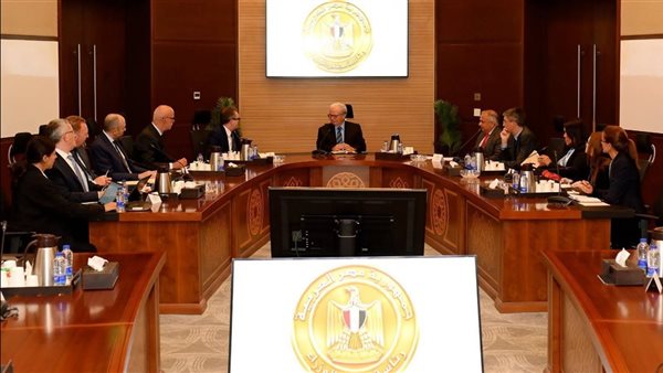 نائب رئيس الوزراء يستقبل وفد البنك الدولي لتعزيز التعاون