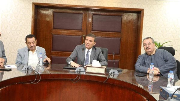 الزراعة: خطة حاسمة لضمان عدالة توزيع الأسمدة وتوفير مستلزمات الإنتاج للمزارعين