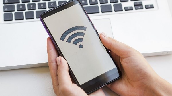 مخاطر اختراق الواي فاي.. كيف تحمي شبكتك وبياناتك من المتسللين؟