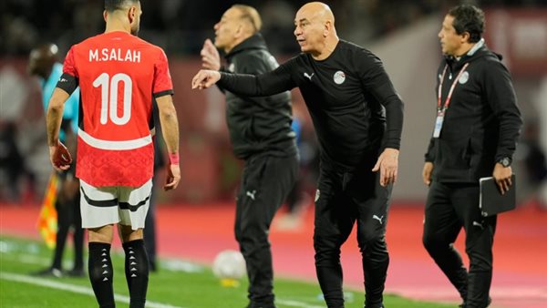 أول تعليق من حسام حسن على غضب محمد صلاح لحظة استبداله أمام بلجيكا