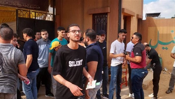 طلاب الثانوية العام بالدقهلية: أسئلة التربية الدينية والوطنية سهلة
