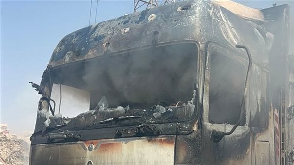 حريق سيارة نقل بطريق الأوتوستراد في المعادي
