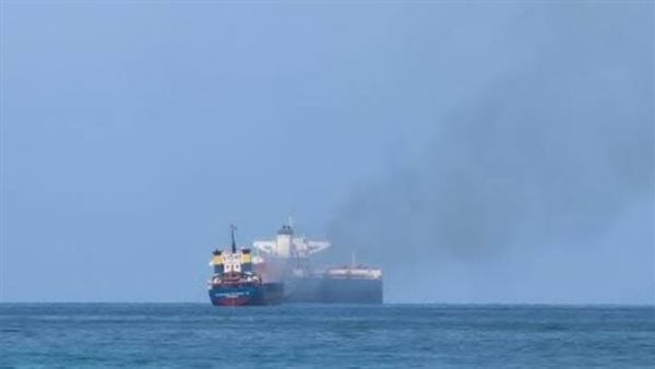 هيئة بحرية بريطانية: بلاغ عن محاولة صعود مسلحين إلى ناقلة قبالة سواحل اليمن