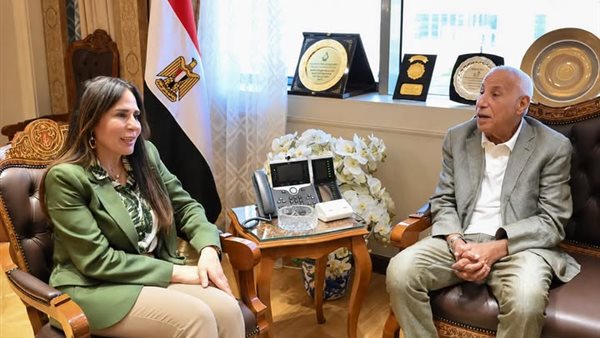 رئيس نادي الزمالك يقدم الشكر لوزيرة الإسكان لدعمها ملف أرض النادي