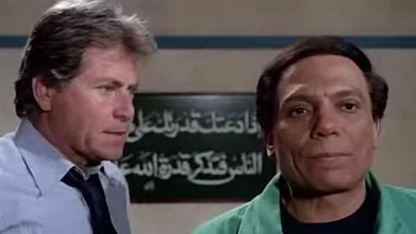 حسين فهمي: لغيت تكريم عادل إمام في مهرجان القاهرة السينمائي عشان قالي إنه مسافر وزعل مني