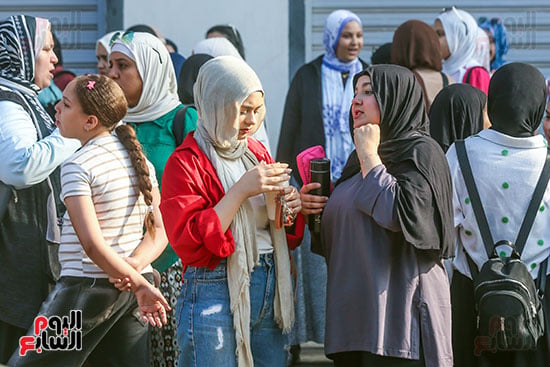 تركيز تام قبل بدء الامتحان