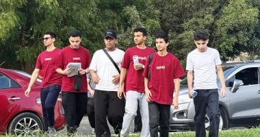 انتهاء امتحان اللغة الأجنبية الثانية للثانوية العامة.. وبدء خروج الطلاب من اللجان..صور
