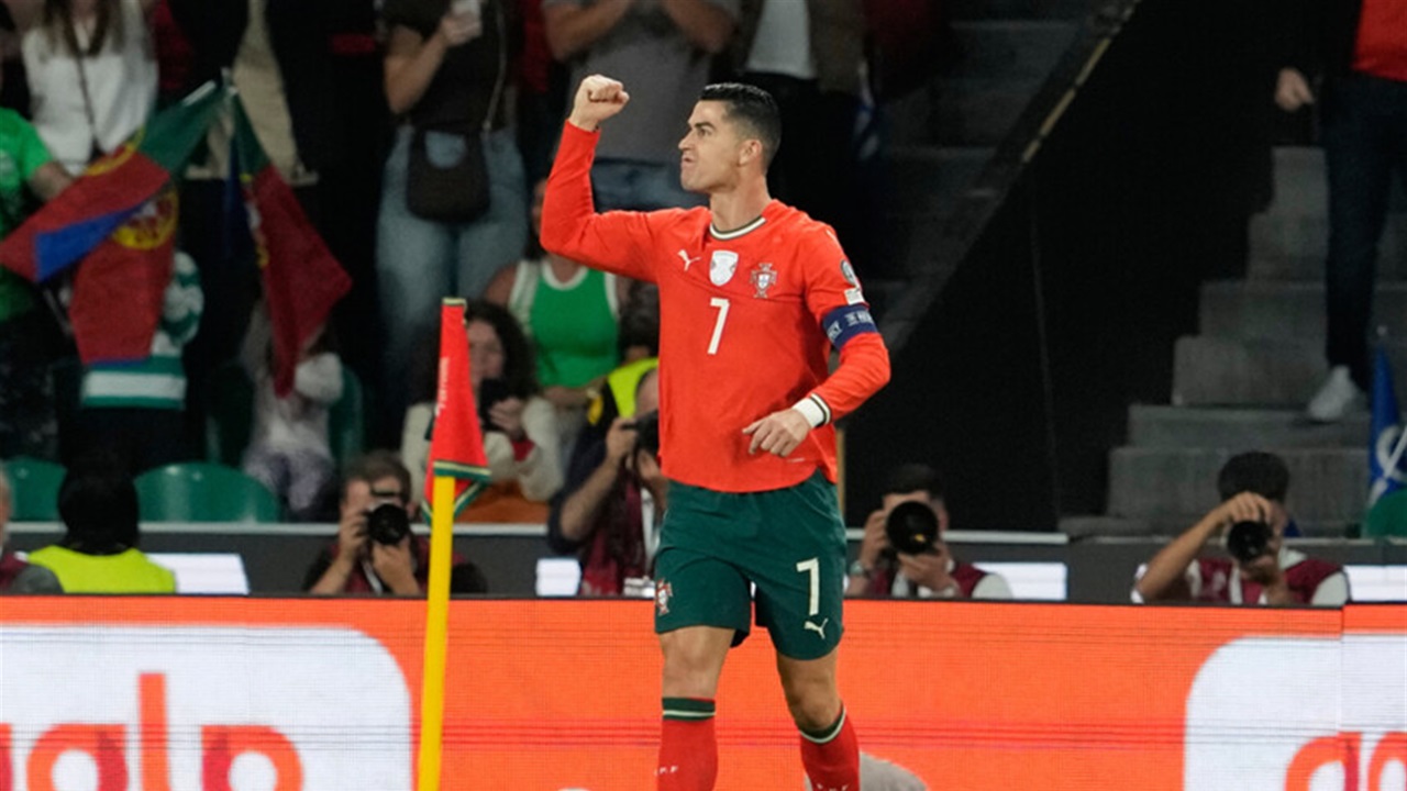 مدرب البرتغال يشيد بدور رونالدو.. هل سيشارك أساسيا؟