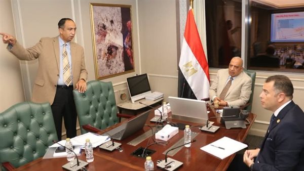 وزير الكهرباء يتابع تنفيذ مشروع الضبعة النووي