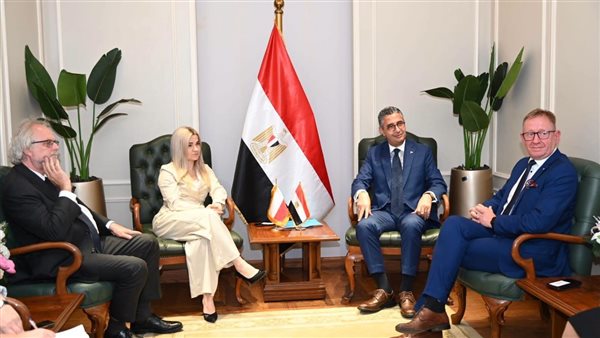 مباحثات مصرية بولندية لتعزيز التعاون في مجالات الأمن الغذائي وتوطين صناعة الصوامع