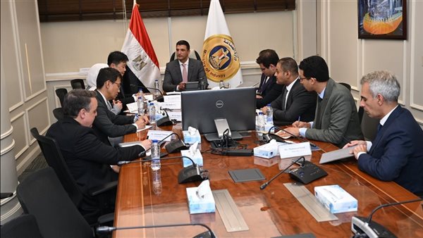 وزير الصناعة يبحث مع مسؤولي شركة سامسونج إلكترونيكس خططها التوسعية في المستقبل