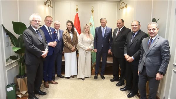 وزير الزراعة يبحث مع وفد حكومي وبرلماني بولندي رفيع المستوى سبل تعزيز التعاون