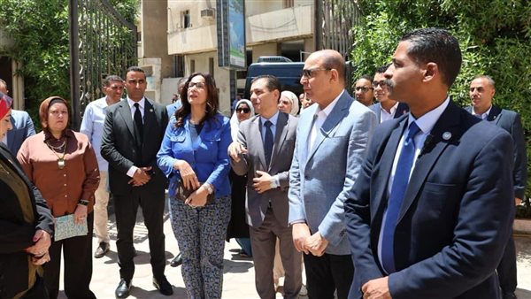 وزيرة الثقافة توجه بسرعة الانتهاء من تطوير قصر ثقافة أبوقرقاص بالمنيا