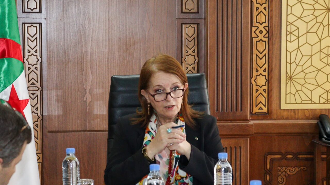 اجتماع وزيرة السياحة لتحضير مشروع قانون المالية 2027