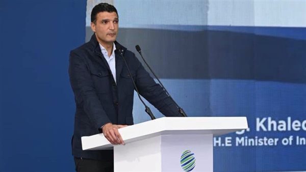 وزير الصناعة: مشروع تيتان يعكس ثقة المستثمرين في الاقتصاد المصري والقطاع الصناعي