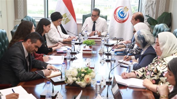 وزير الصحة يلتقي ممثلة اليونيسيف في مصر لتعزيز صحة الطفل