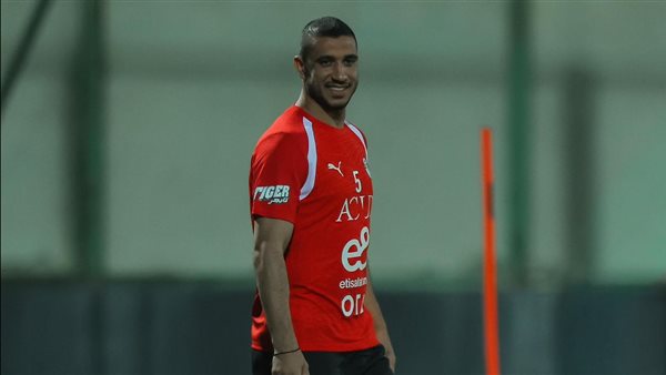 أشرف قاسم: المغرب يقدم أداءً مميزًا وأتوقع مشاركة ربيعة وتريزيجيه أمام إيران