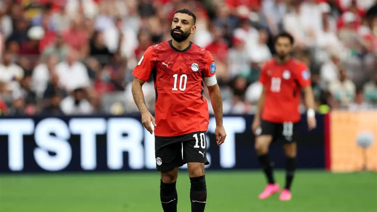 محمد صلاح: هل سيشارك في المباريات المقبلة بعد الإصابة؟