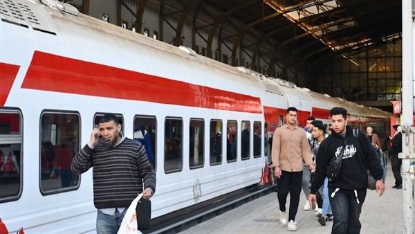 السكك الحديدية تعلن عن تشغيل رحلات إضافية بين القاهرة والإسكندرية وأسوان