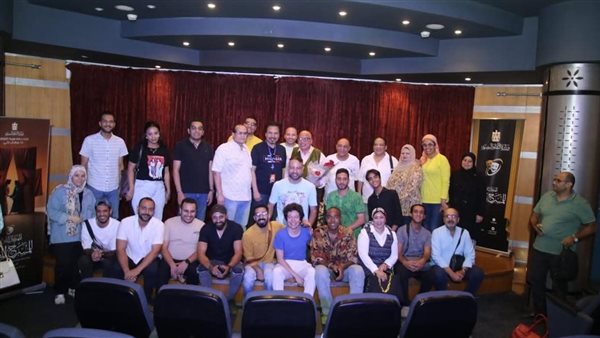 المهرجان القومي للمسرح يحتفي بعرض «ع الرايق» للفنان شريف الدسوقي
