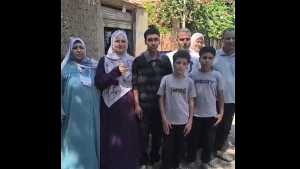 عبد الرحمن إسلام: بائع فول وطعمية يتصدر الشهادة الإعدادية بالقليوبية بمجموع 280 درجة (فيديو)
