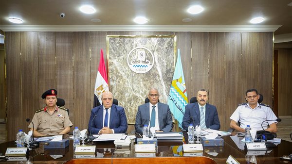 محافظ كفر الشيخ يعلن انتهاء أزمة “وقف المنان” ويستعرض مشروعات التنمية