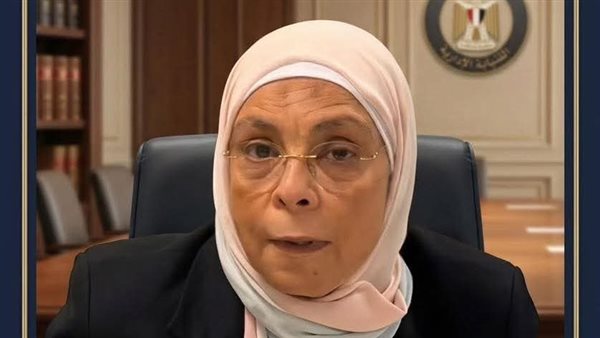 أول صورة للمستشارة هدى عيسى بعد تعيينها رئيسًا لهيئة النيابة الإدارية