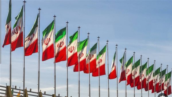 إيران ترد على تصريحات ماكرون حول مضيق هرمز