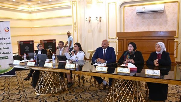 محافظ البحيرة: المبادرة الوطنية للمشروعات الخضراء الذكية تعزز الابتكار والتنمية المستدامة (صور)