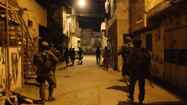 اقتحام قوات الاحتلال لبلدة سنجل شرق رام الله