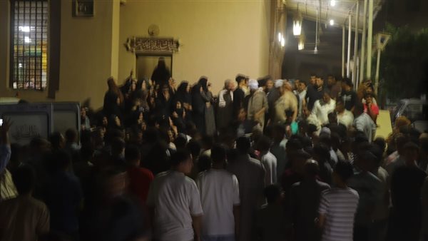 جنازة مهيبة لطالب بني عبيد ضحية الغرق في حمام سباحة نادٍ بالدقهلية (صور)