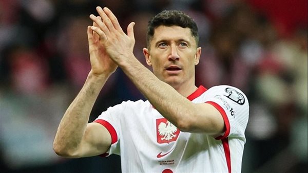 ليفاندوفسكي يبدأ تحديًا جديدًا في الدوري الأمريكي مع شيكاغو فاير