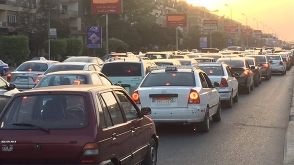 تقرير حركة المرور اليوم: كثافات ملحوظة في المحاور الرئيسية ودائري المنيب وكورنيش النيل