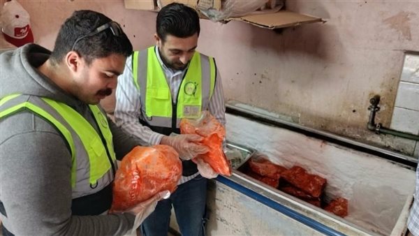 ضبط دواجن فاسدة وسلع مجهولة المصدر في حملات تفتيشية مكثفة بالقاهرة