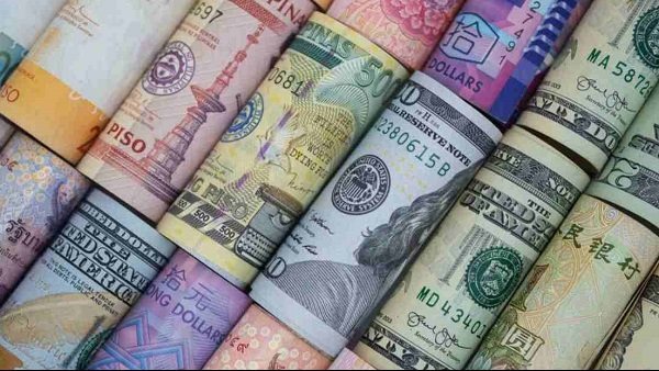 تراجع أسعار العملات العربية والأجنبية في البنك التجاري الدولي اليوم الثلاثاء