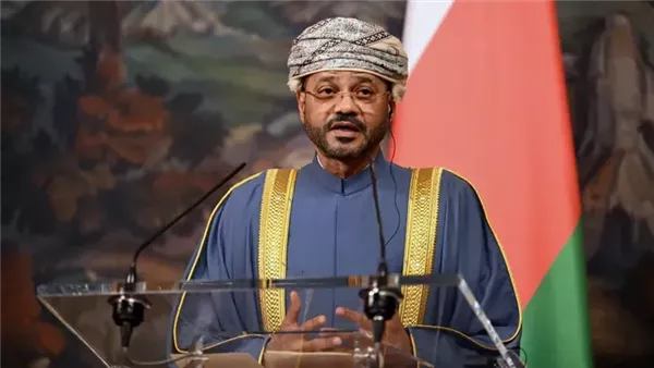 وزير الخارجية العماني: لا رسوم عبور في مضيق هرمز بل خدمات طوعية لدعم الملاحة