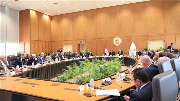 رئيس جامعة المنصورة يشارك في اجتماع مجلس الجامعات الأهلية بالعاصمة الإدارية الجديدة