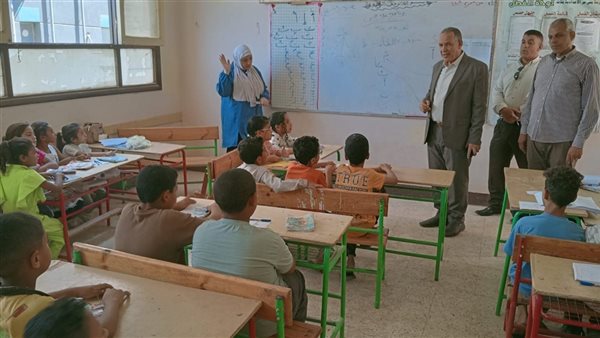 تعليم أسيوط يواصل البرنامج العلاجي الصيفي تحت شعار “نبني جيلاً يقرأ ويكتب”