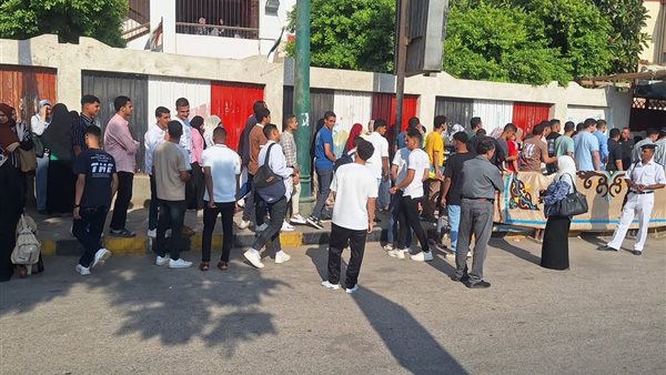 33 ألف طالب وطالبة بالمنيا يؤدون امتحان مادتي التربية الدينية والوطنية
