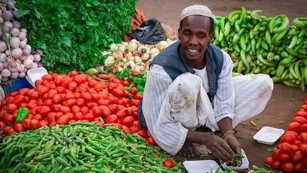 أسعار الخضروات والفاكهة اليوم الإثنين 22 يونيو 2026.. العنب والمانجو يتصدران الأسواق