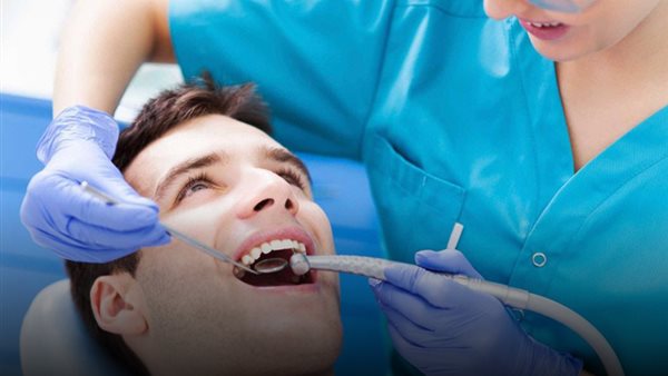أطباء الأسنان ينتقدون قانون بدل المخاطر ويطالبون بالإنصاف المالي