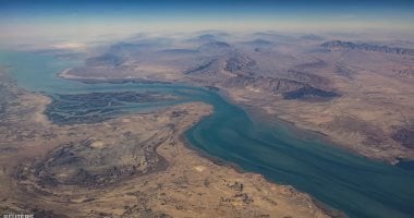 أكبر مشغلي ناقلات النفط: استئناف الملاحة الكاملة بمضيق هرمز قد يستغرق أسابيع