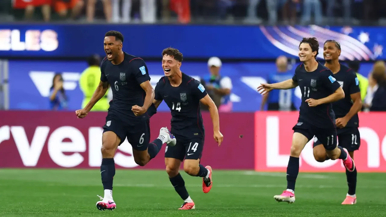 أمريكا وأستراليا تتأهلان لدور الـ32 في مونديال 2026