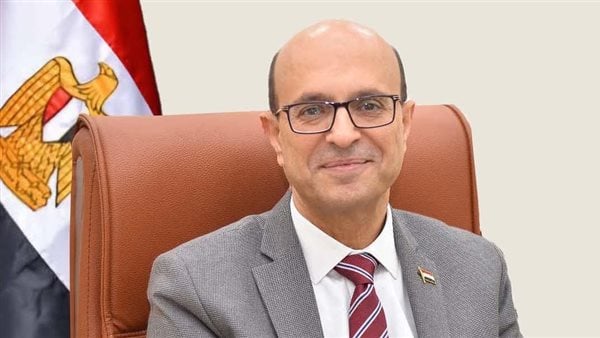 أول رد من جامعة أسيوط على اعتذار الدكتور المنشاوي عن منصبه: شائعات ويباشر مهام عمله بصورة طبيعية