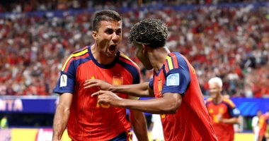 إسبانيا ضد السعودية.. الماتادور يسجل ثنائية متتالية ويتقدم 3-0 (فيديو)