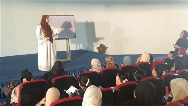 إقبال كبير على كورس خياطة مجاني في الأقصر