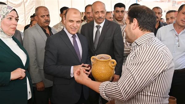 إقبال كثيف على أكبر سوق لليوم الواحد بمدينة بسيون